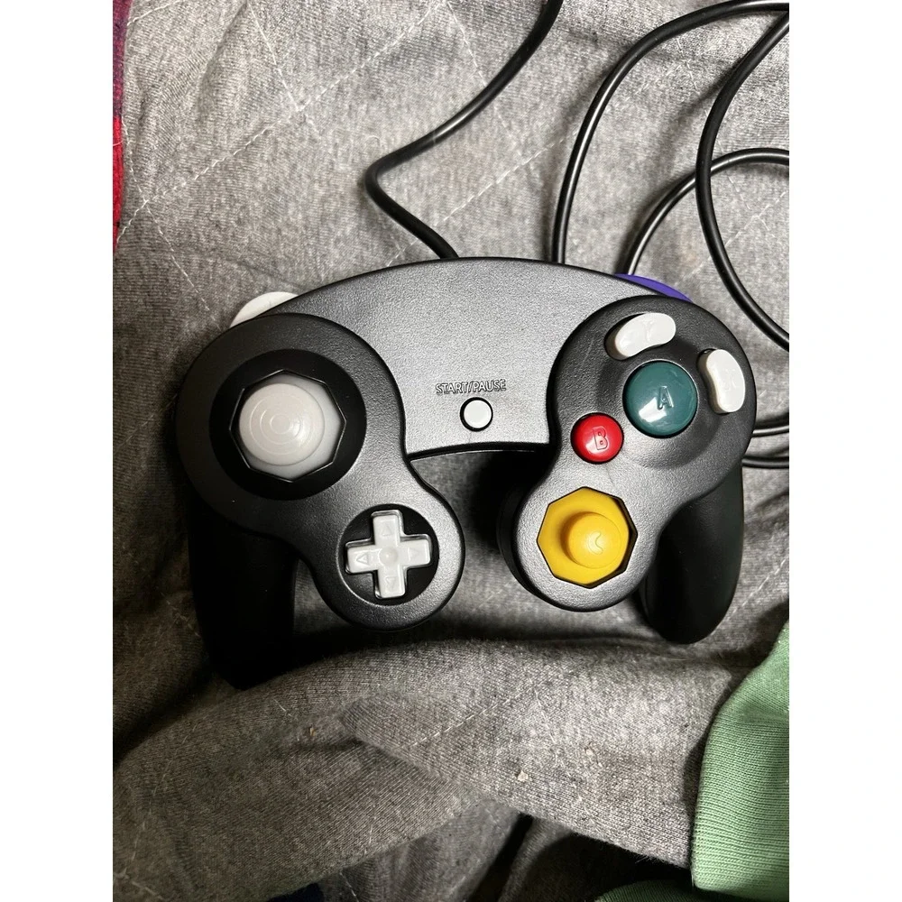 034-013 Wired Black Controller Gamepad Compatible‎ With Nintendo GameCube Wii U